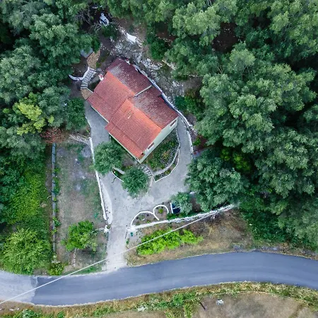 Villa Manteshouse