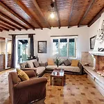 Manteshouse * Palaiokastritsa