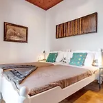 Villa Manteshouse *