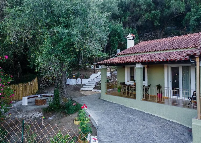 Manteshouse Villa *