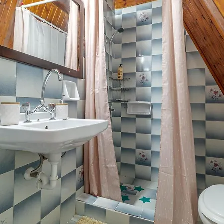 Manteshouse パレオカストリッツア