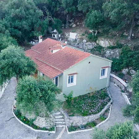 Manteshouse Вилла Палеокастрица