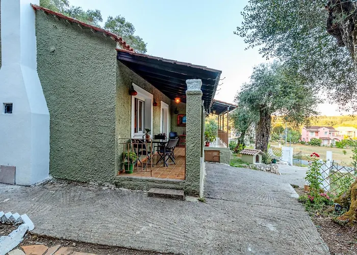 Manteshouse * Палеокастрица