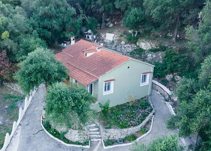 Manteshouse Вилла Палеокастрица