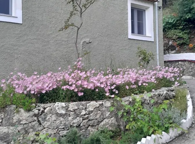 Manteshouse Вилла Палеокастрица